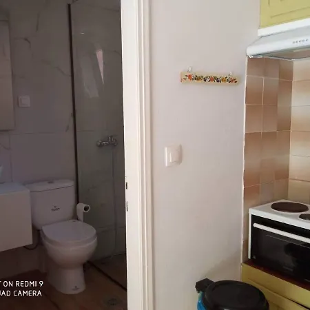 Errika House 3 بيت للعطل إيبسوس