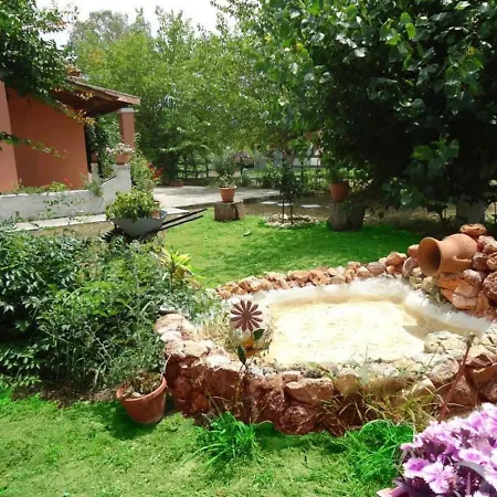 بيت للعطل Errika House 3