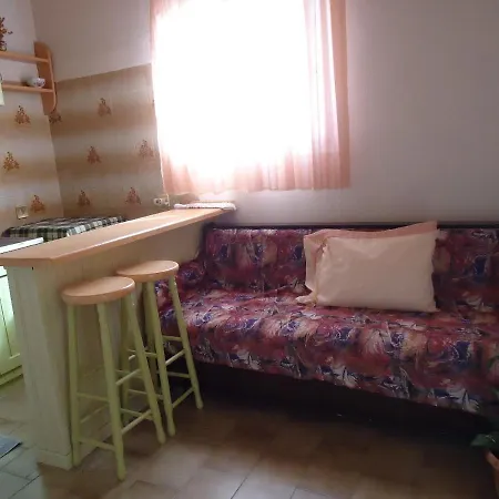 Errika House 3 Vakantiehuis *